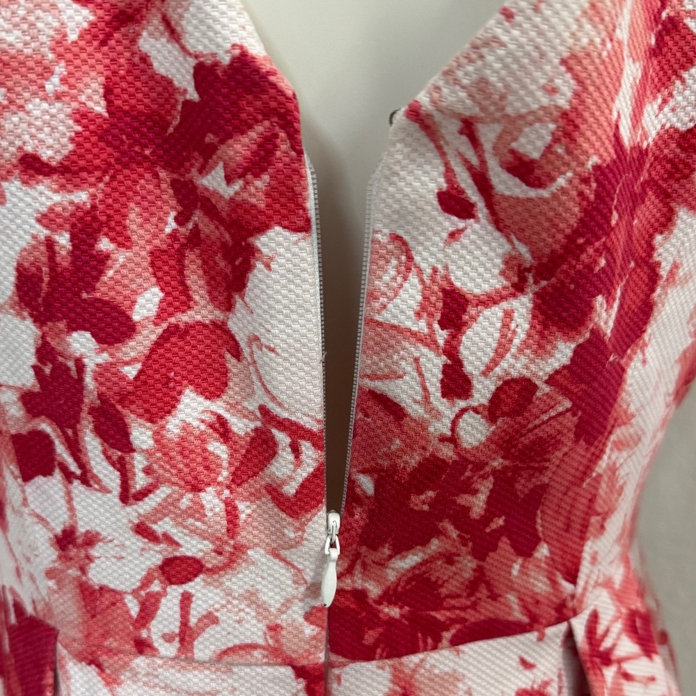 Adrianna Papell Red Floral Dress. - Picture 9 of 14